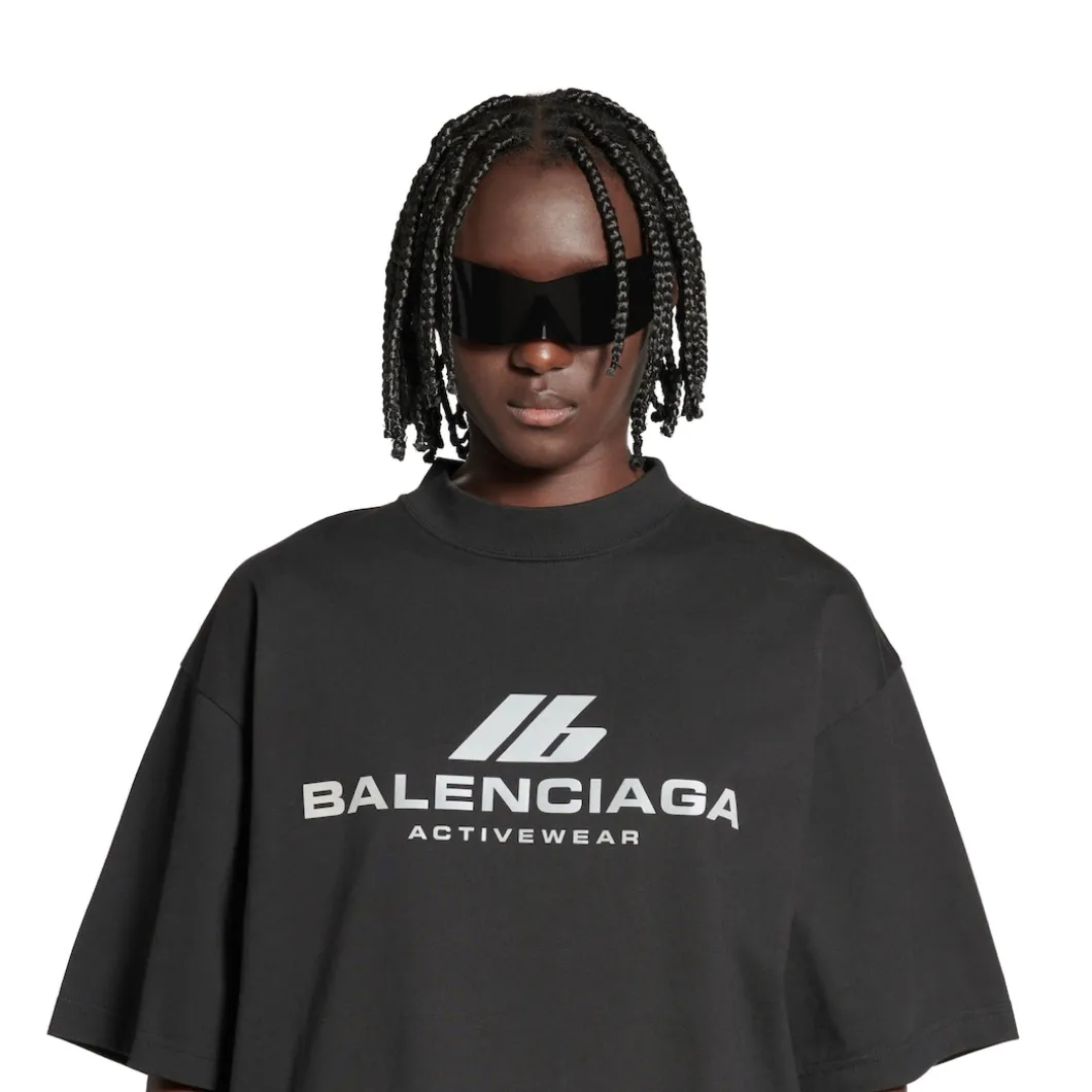 Activewear T-shirt Medium Fit in Black