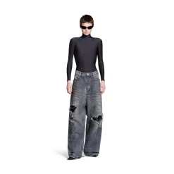 Baggy Pants in Light Blue