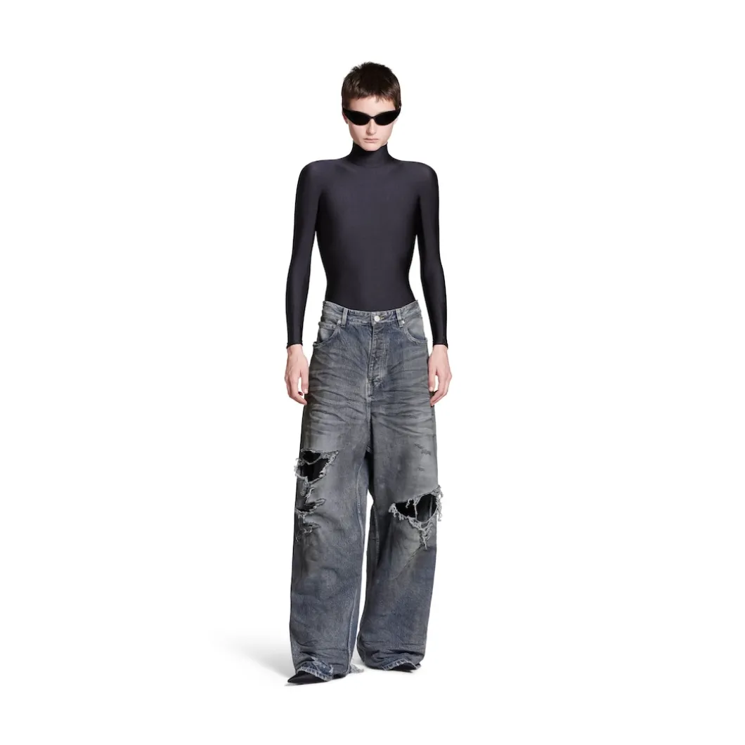 Baggy Pants in Light Blue