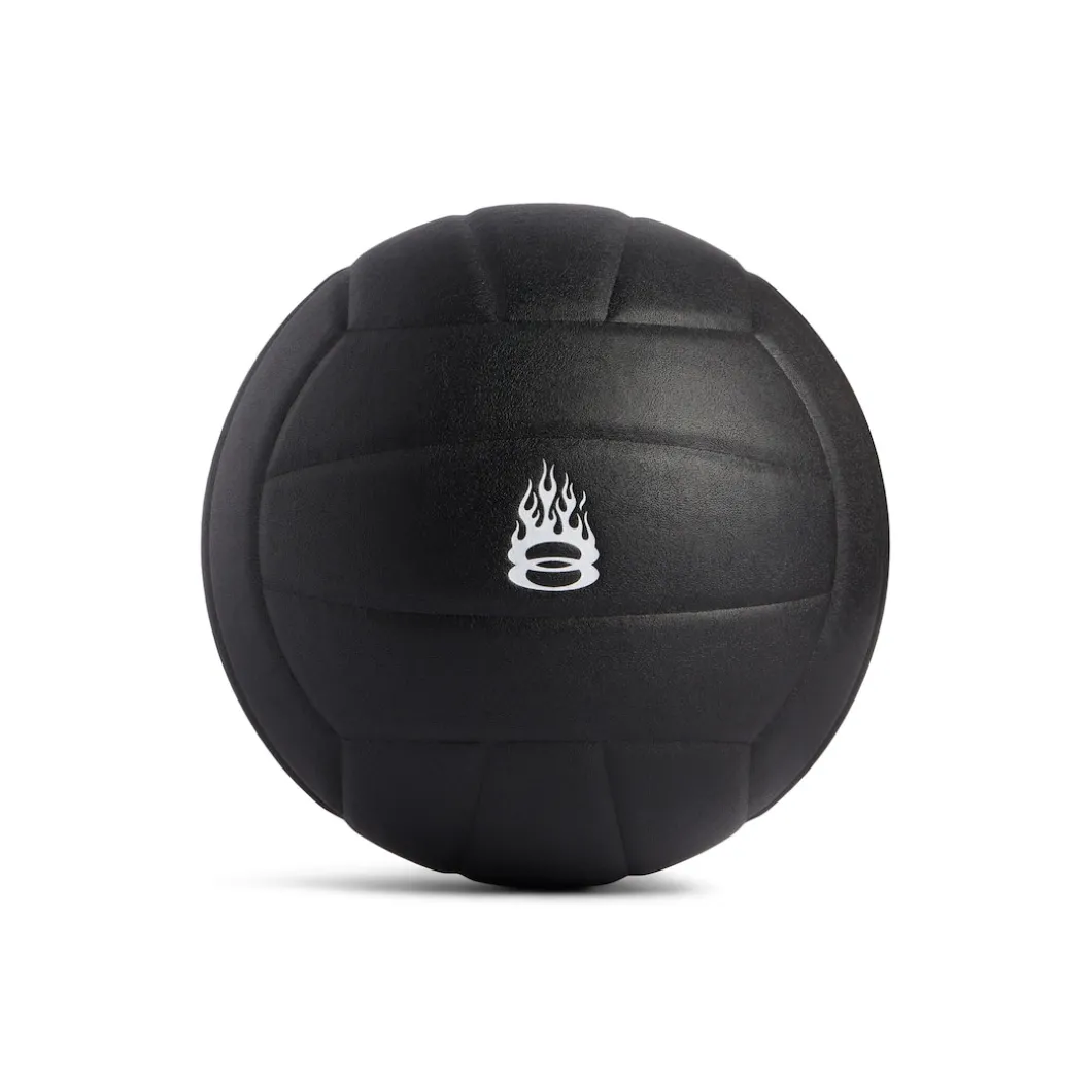 Beach Volleyball in Black/white