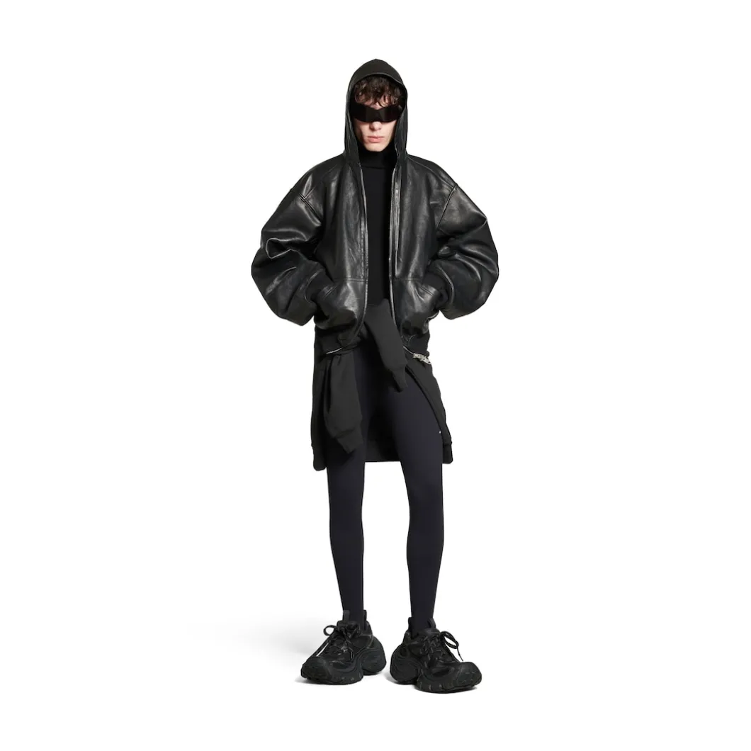 Lined Zip-up Hoodie Large Fit in Black