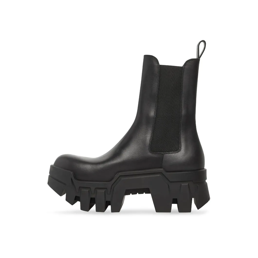 Men's Bulldozer Chelsea Boot in Black
