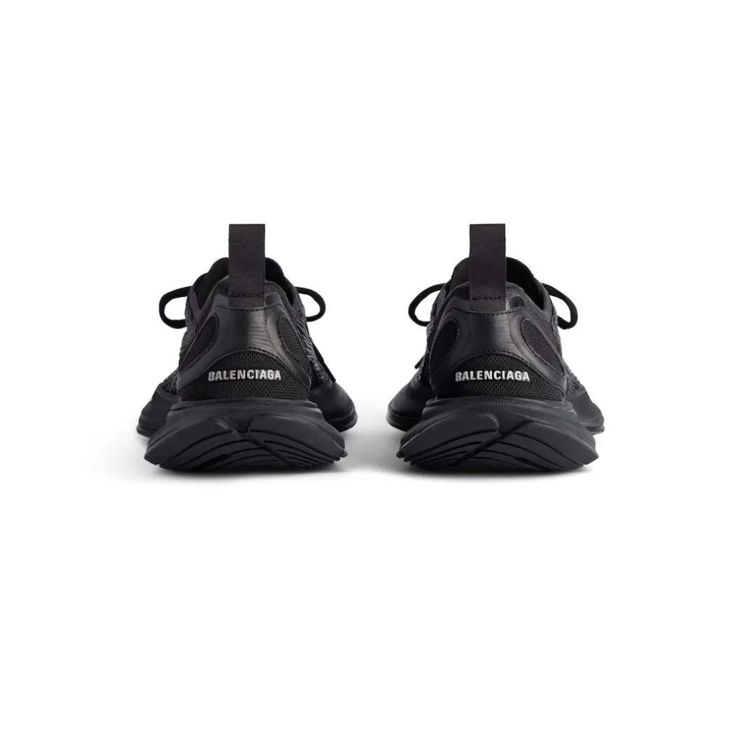 Men's Circuit Sneaker in Black