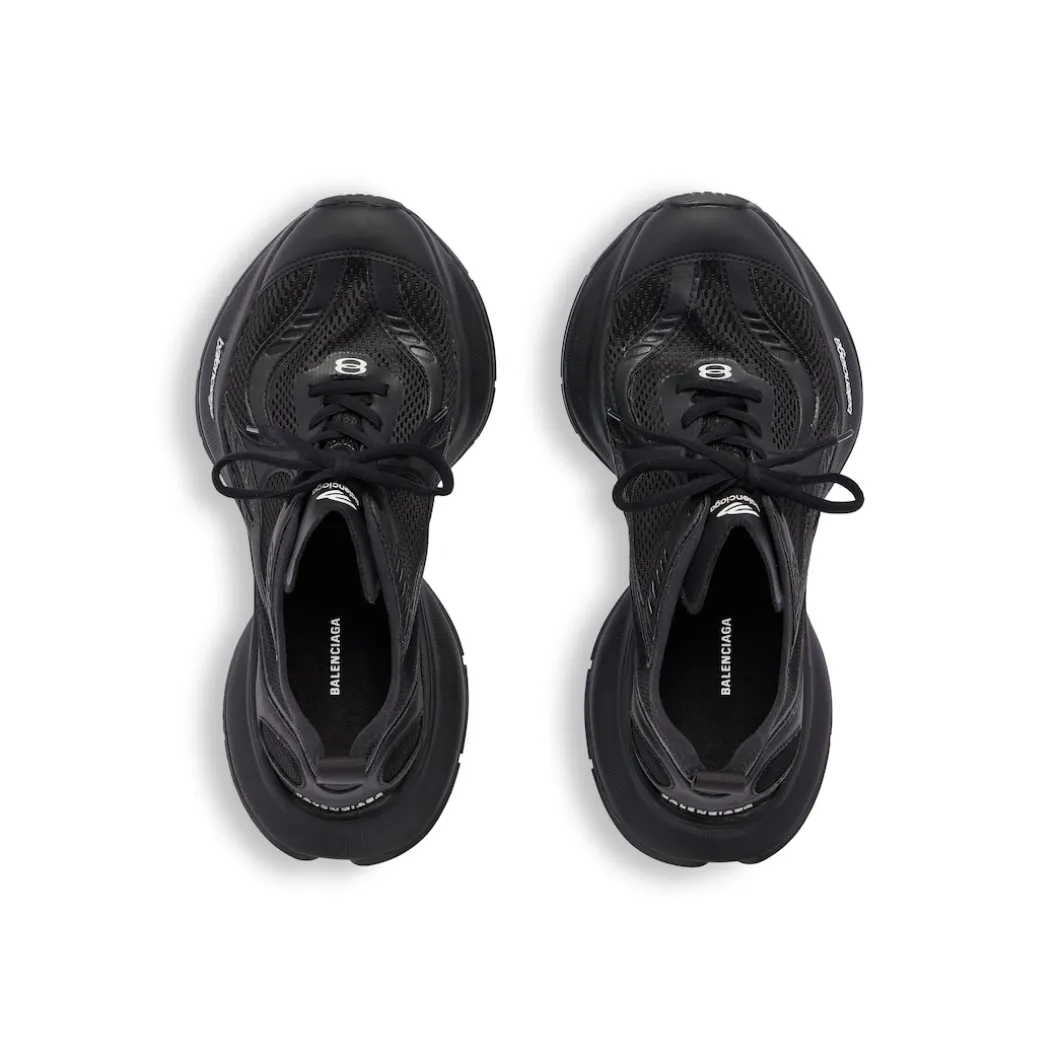 Men's Circuit Sneaker in Black