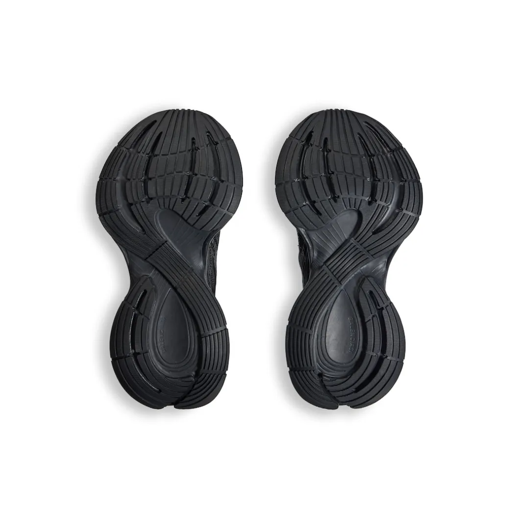 Men's Circuit Sneaker in Black