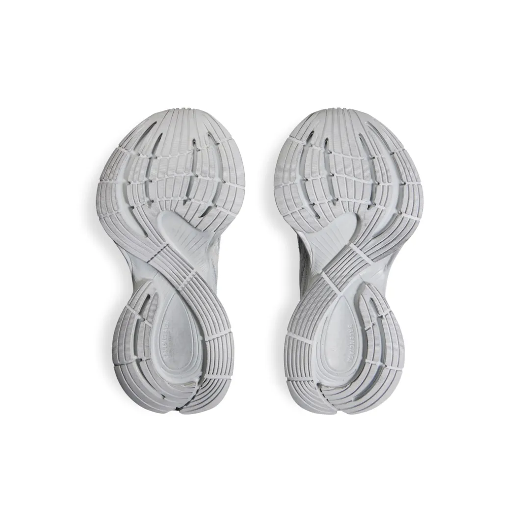 Men's Circuit Sneaker in Light Grey