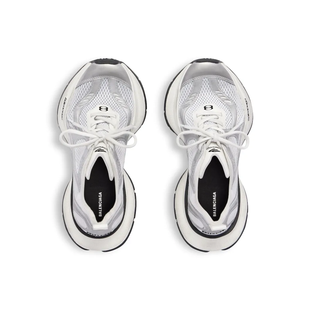 Men's Circuit Sneaker in White/silver