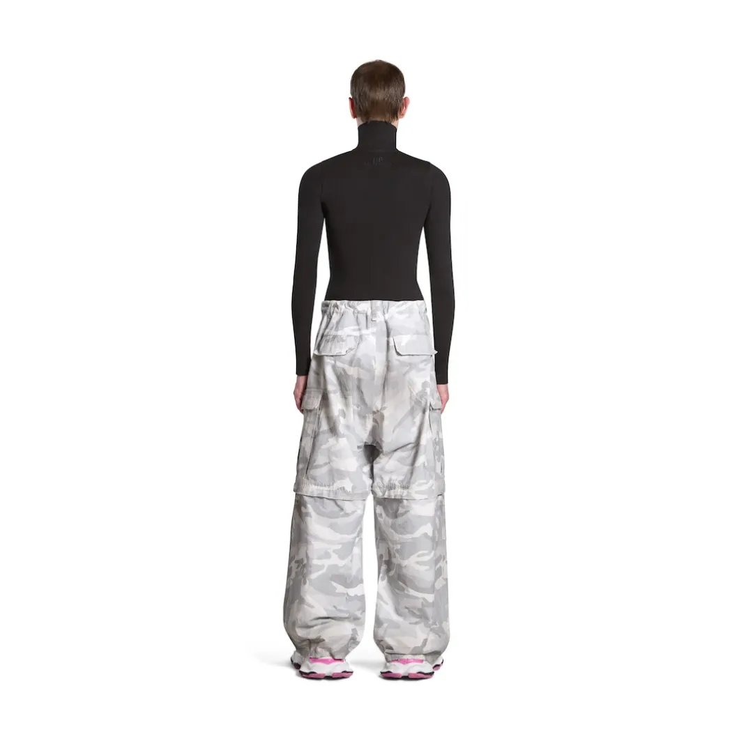 Men's Large Cargo Pants in Light Grey