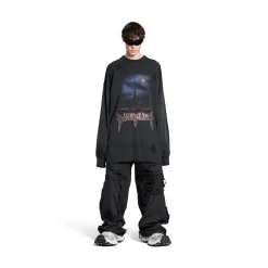Men's Paris Moon Double Front Long Sleeve T-shirt Oversized in Black