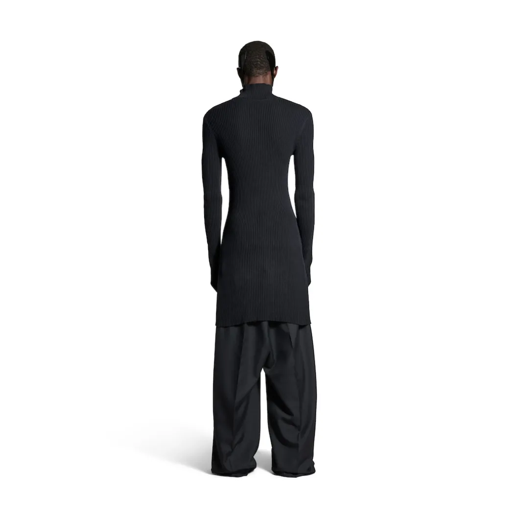 Men's Planet Earth Long Fitted Turtleneck in Black