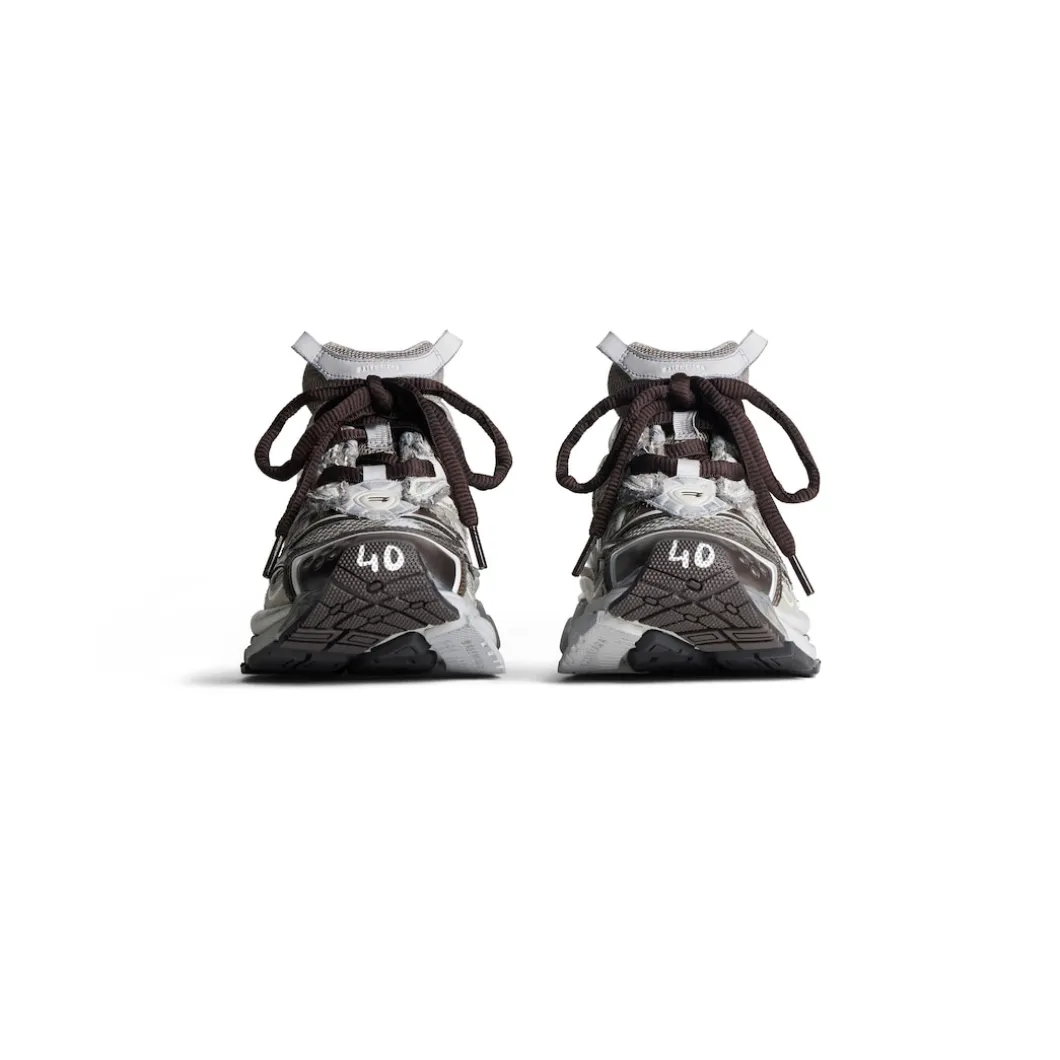Men's Runner 2.0 Sneaker in Beige