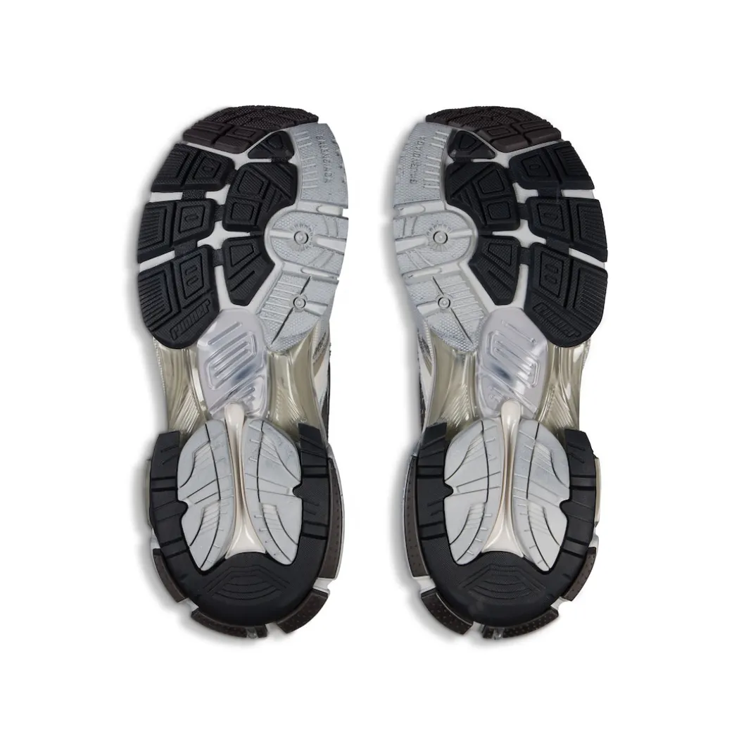 Men's Runner 2.0 Sneaker in Beige