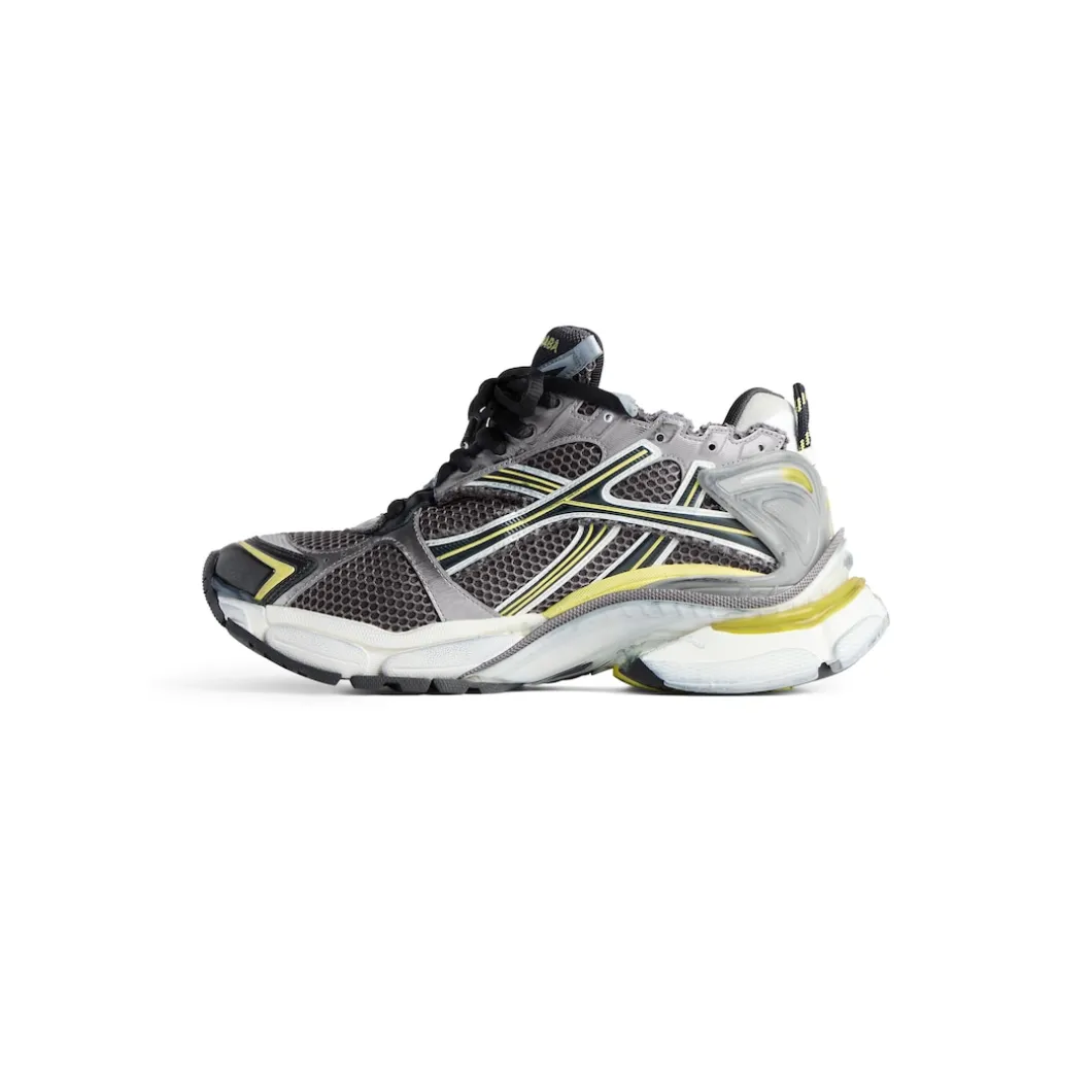 Men's Runner Sneaker in Grey/yellow/white