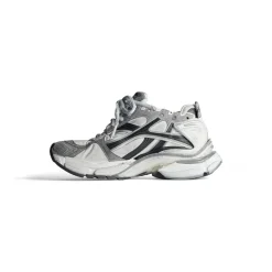 Men's Runner Sneaker in Grey/white/black