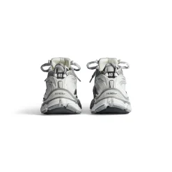 Men's Runner Sneaker in Grey/white/black