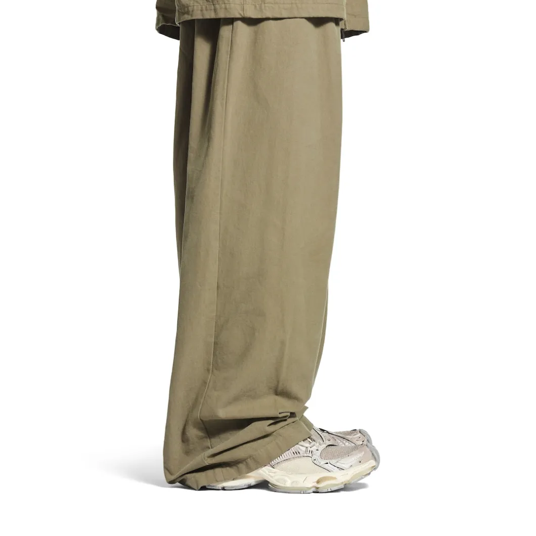 Men's Stapler Sneaker in Beige/grey