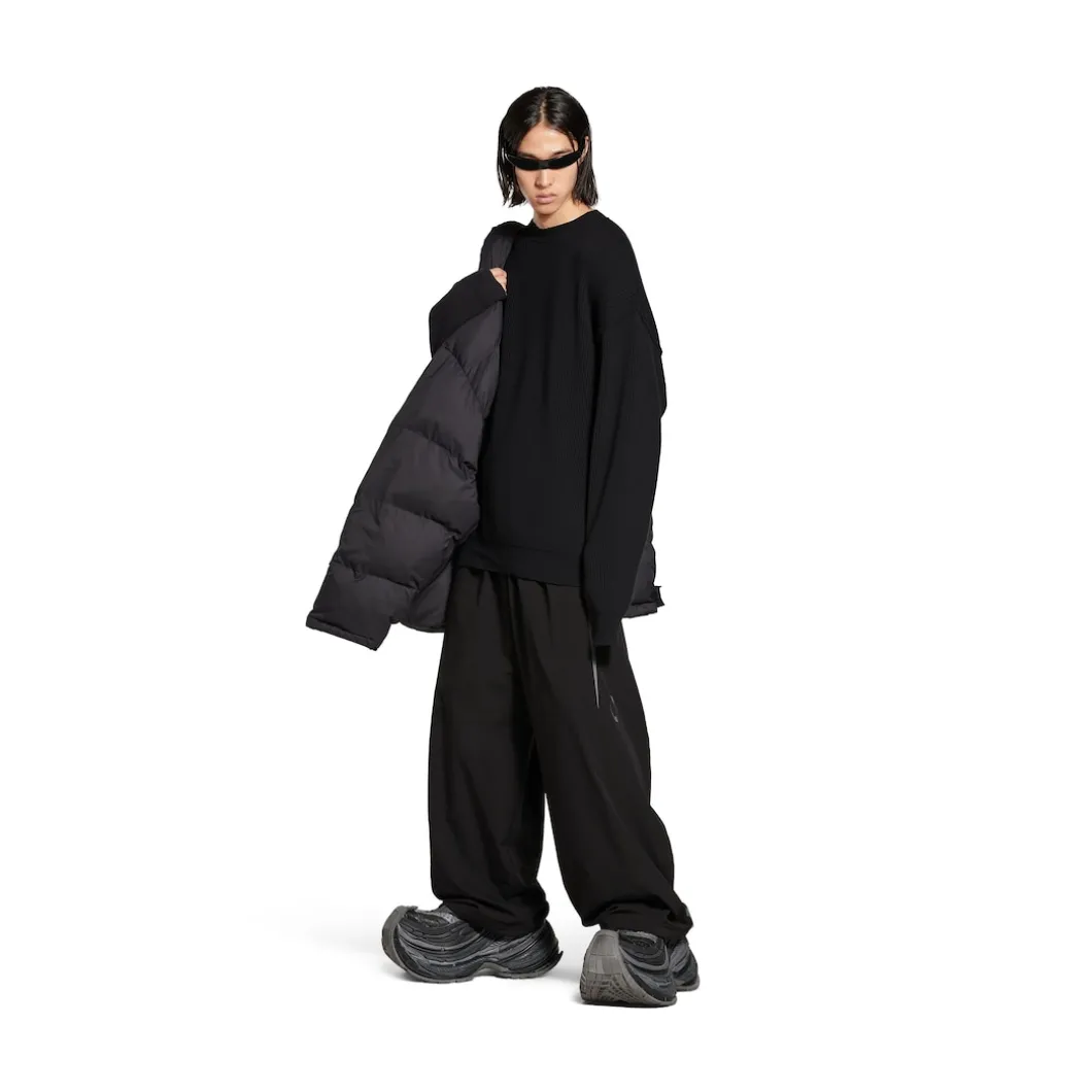Men's Stretched Crewneck Sweater in Black