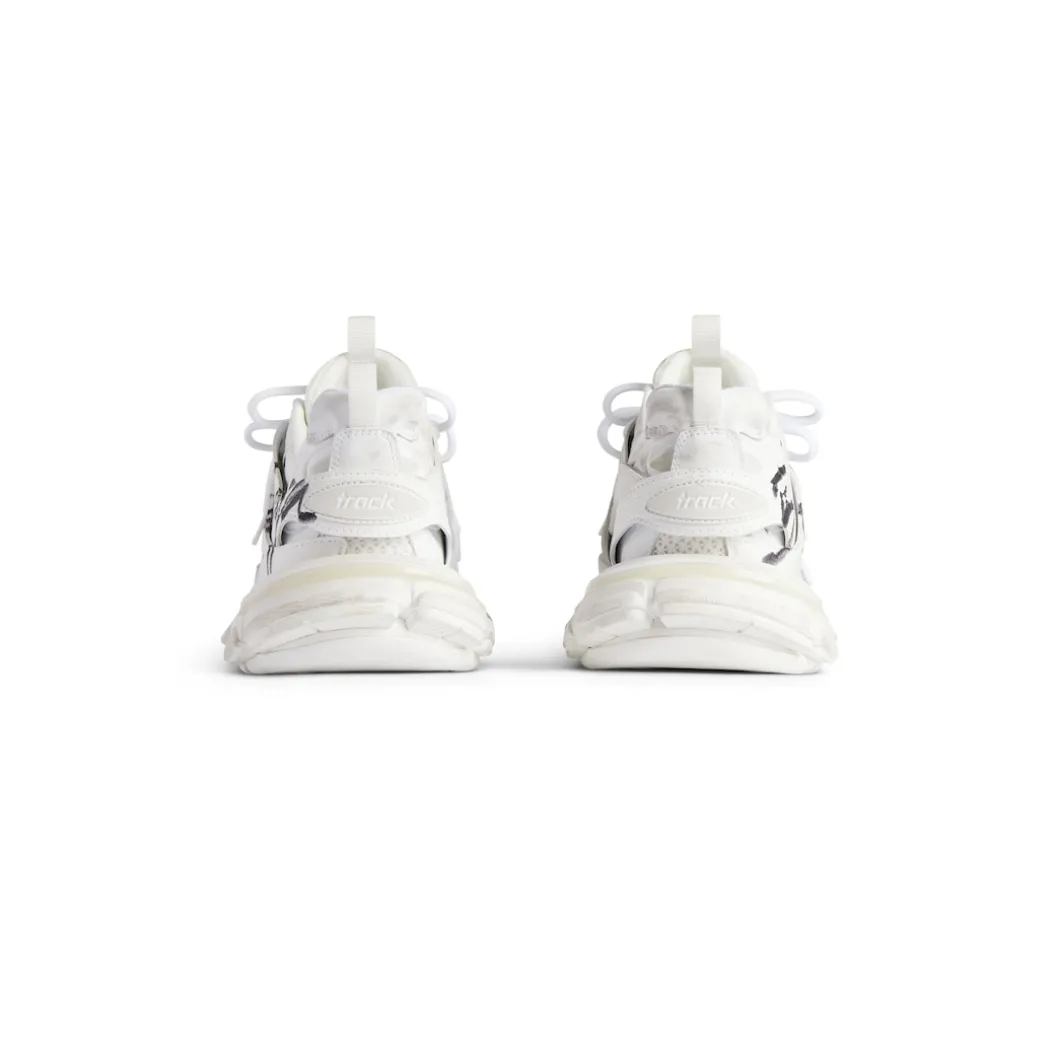 Men's Track Signature Sneaker in White/black