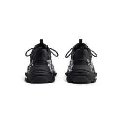 Men's Triple S Sneaker Diy Metal in Black/white