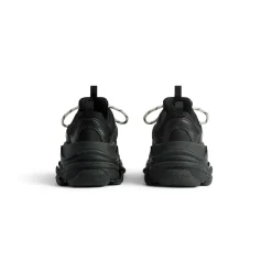 Men's Triple S Sneaker in Black