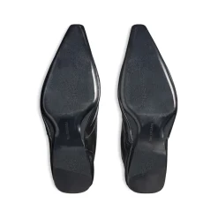 Men's Ultra Soft Derby in Black