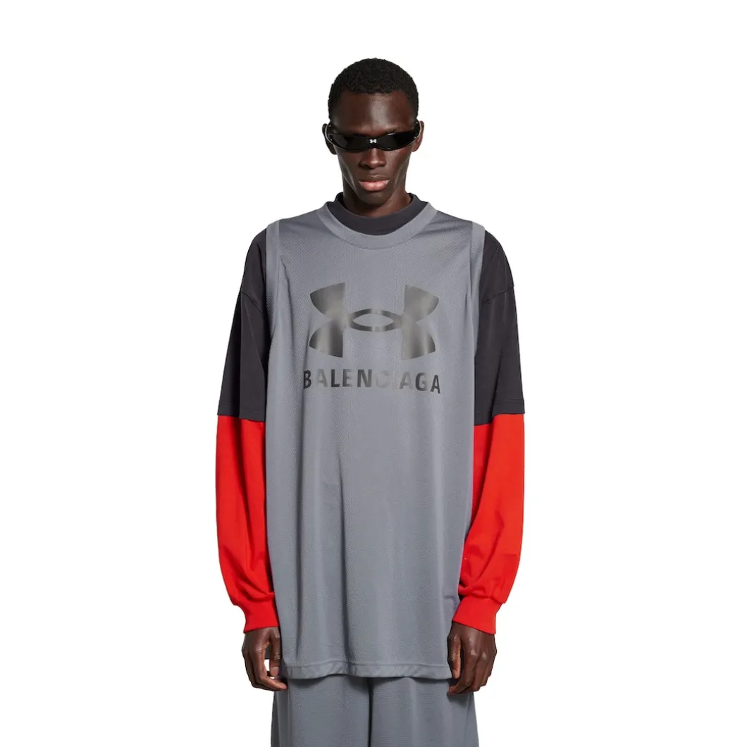 Men's Under Armour® Triple Layered T-shirt in Grey/black/red