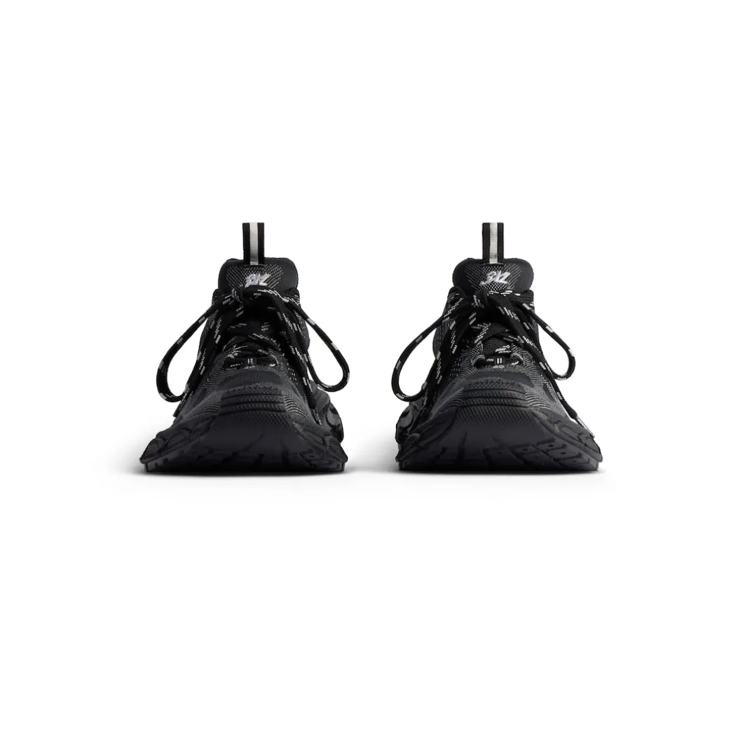 Men's Under Armour® 3xl Knit Sneaker in Black/white