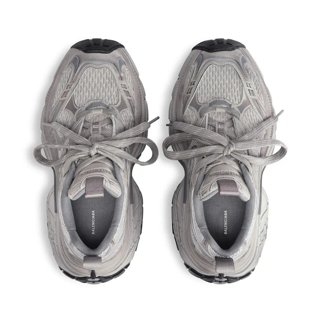Men's 6xl Sneaker in Taupe/grey/black