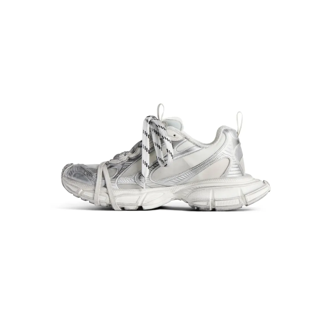 Men's 3xl Summer Mesh Sneaker in White/silver