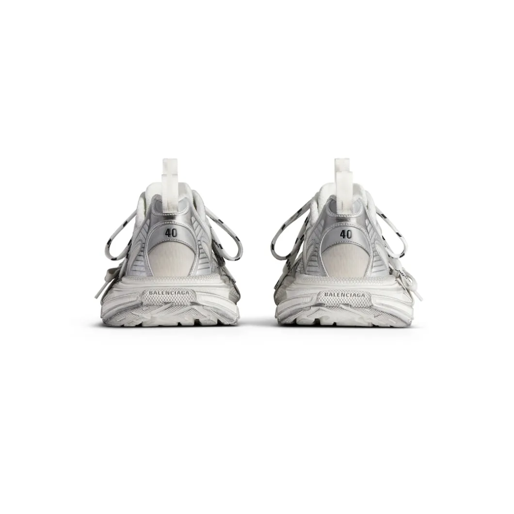 Men's 3xl Summer Mesh Sneaker in White/silver