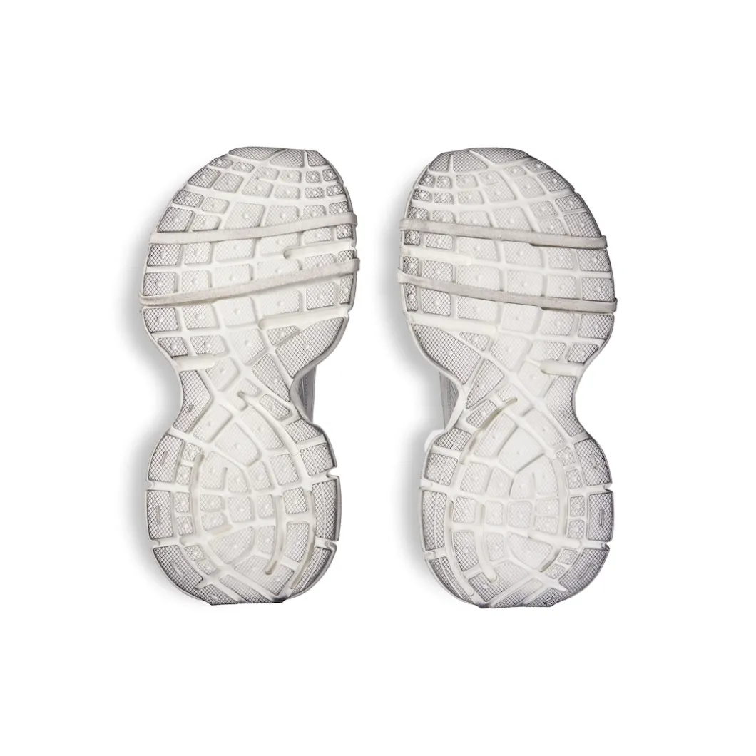 Men's 3xl Summer Mesh Sneaker in White/silver