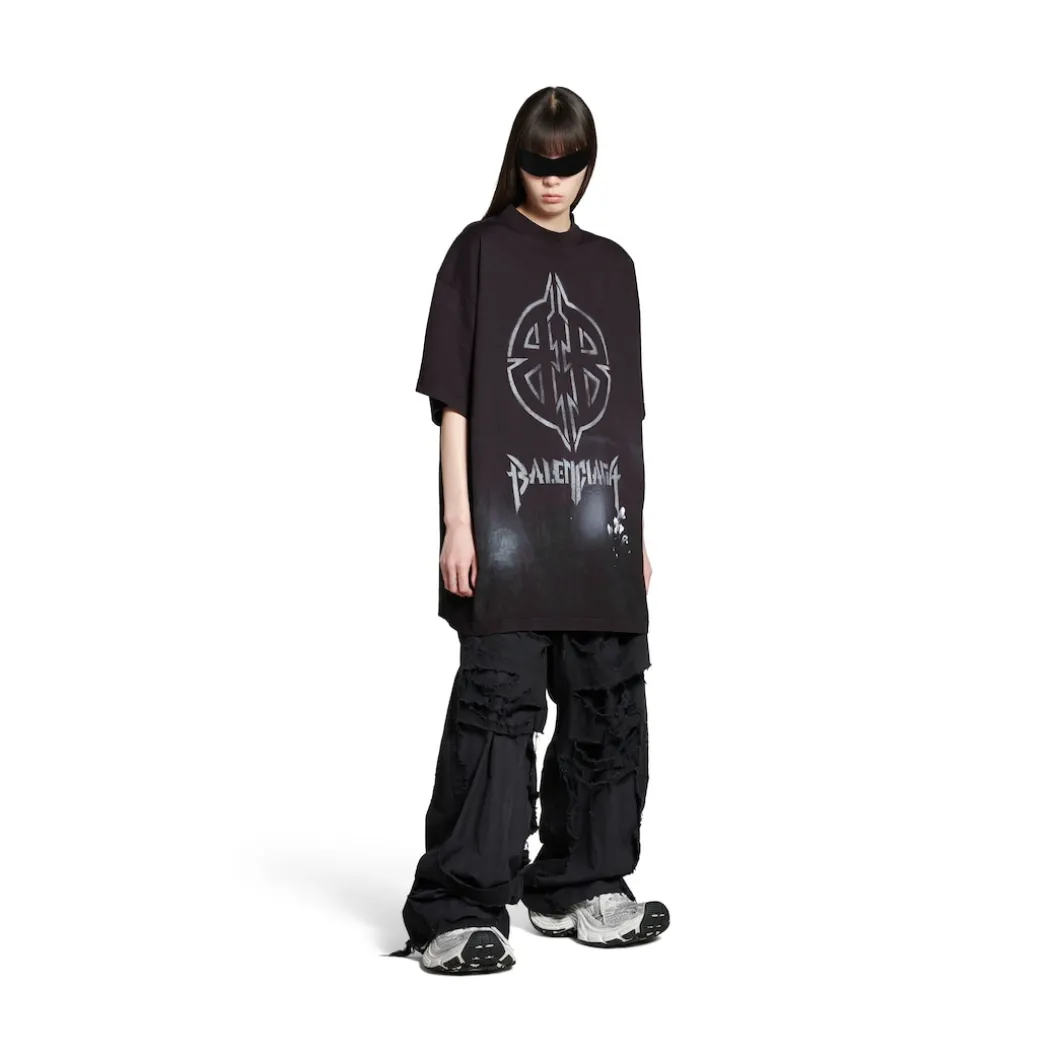 Metal Bb Stencil T-shirt Oversized in Black/white
