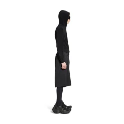 Minimal Cargo Shorts in Black