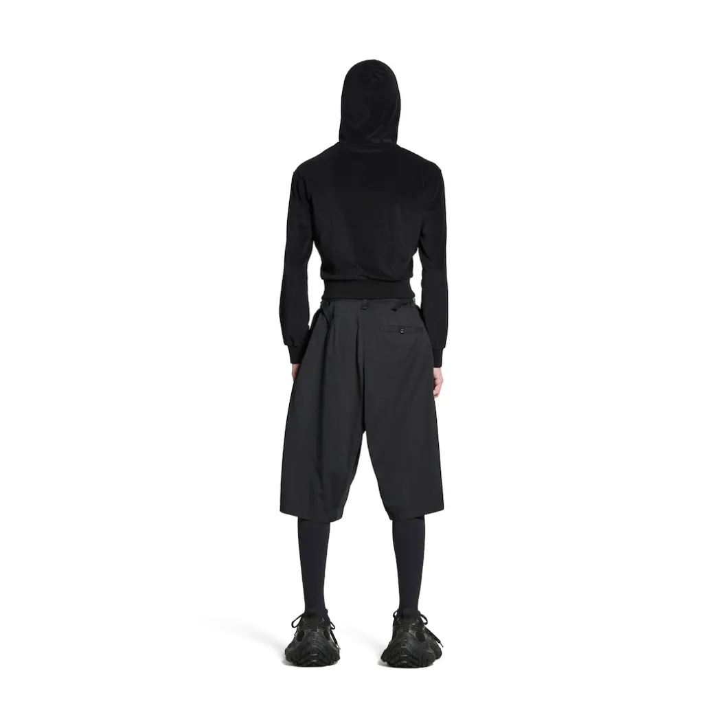 Minimal Cargo Shorts in Black