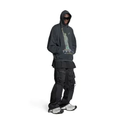 Paris Liberty Hoodie Oversized in Black