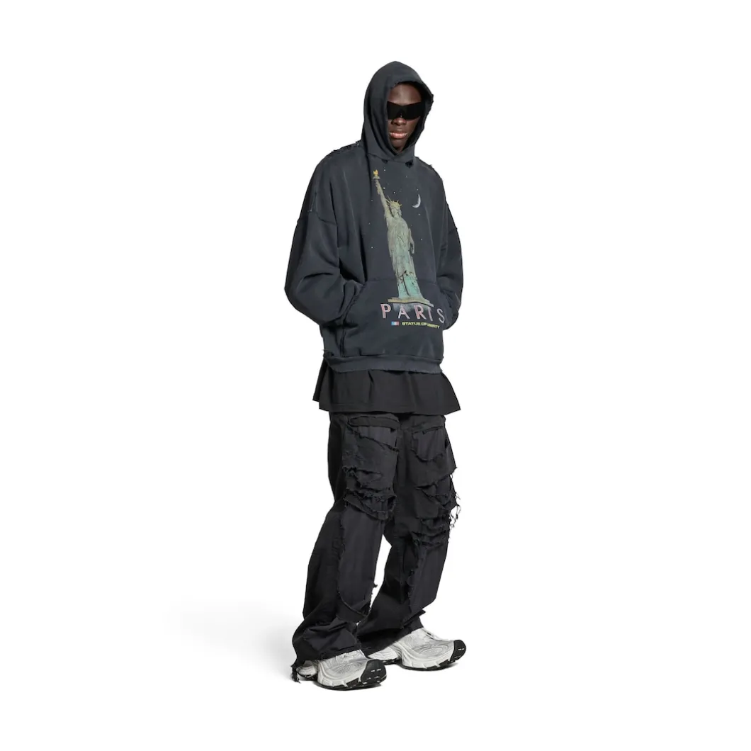 Paris Liberty Hoodie Oversized in Black
