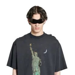 Paris Liberty T-shirt Medium Fit in Black