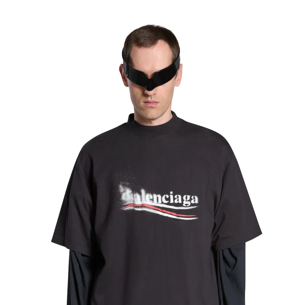 Political Stencil T-shirt Medium Fit in Black/white
