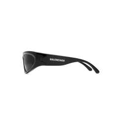Swift Oval Sunglasses in Black