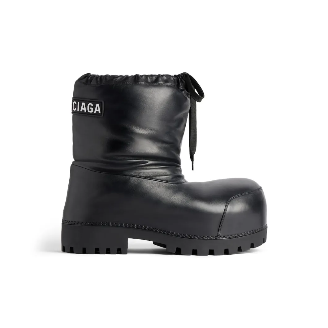 Women's Alaska Low Boot in Black