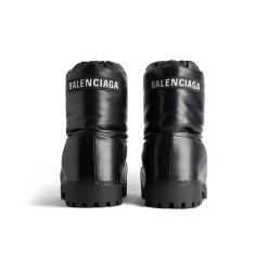 Women's Alaska Low Boot in Black