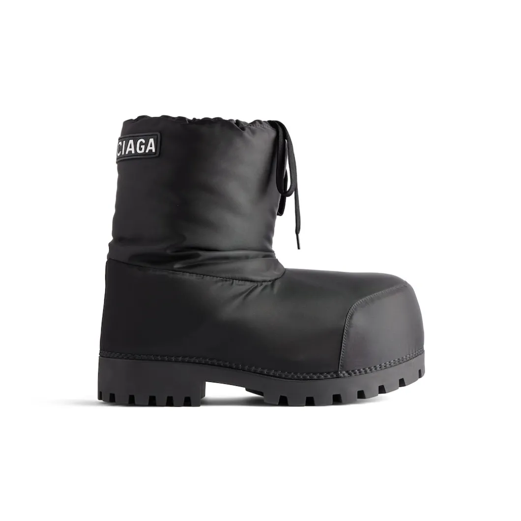Women's Alaska Low Boot in Black