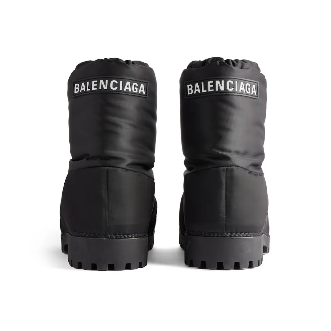 Women's Alaska Low Boot in Black