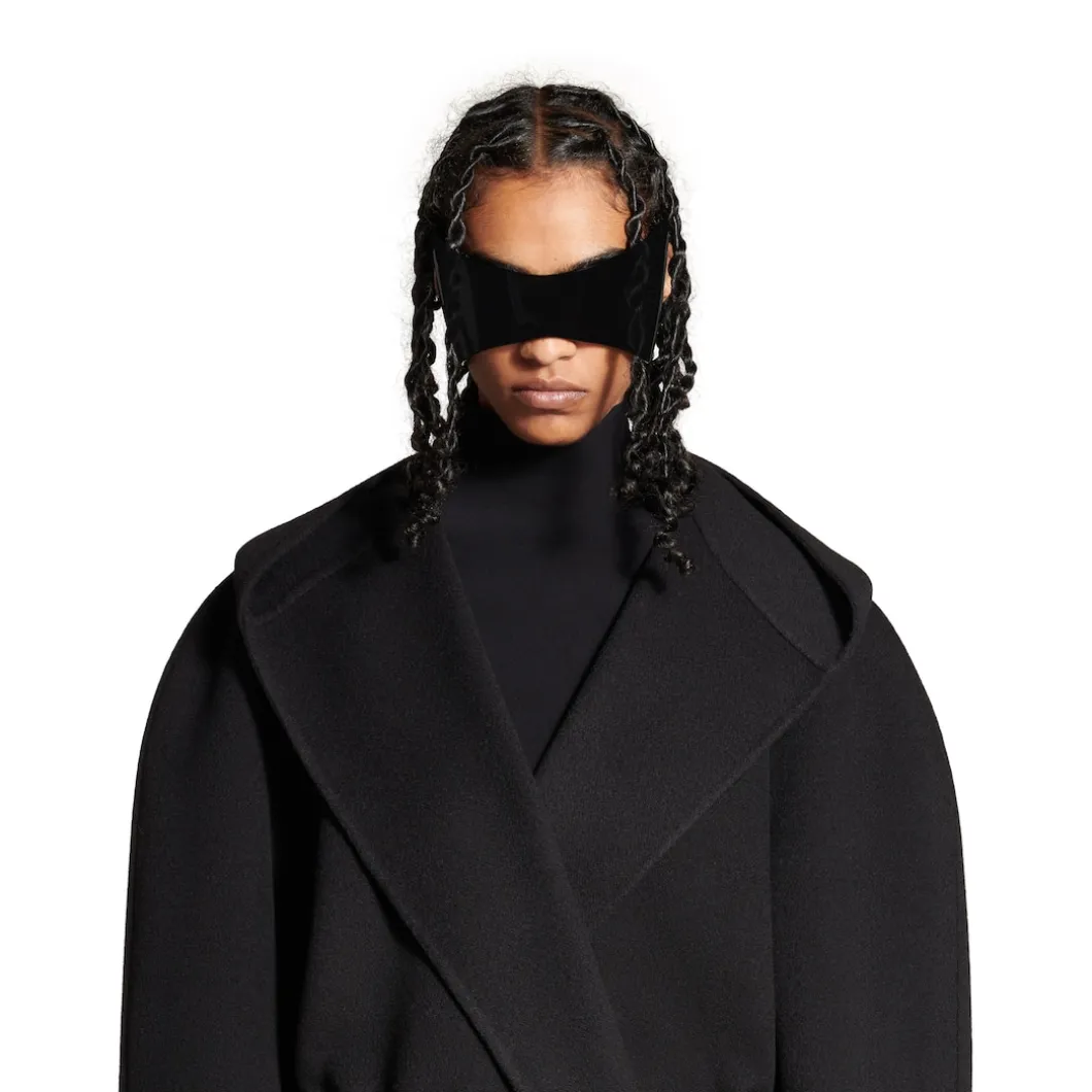 Women's Blanket Jacket in Black