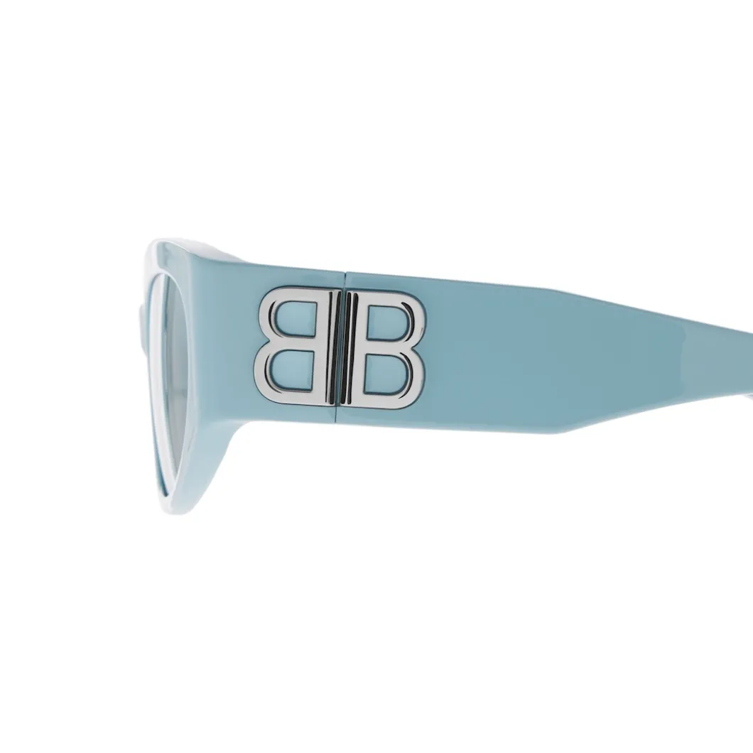 Women's Bossy Round Af Sunglasses in Light Blue
