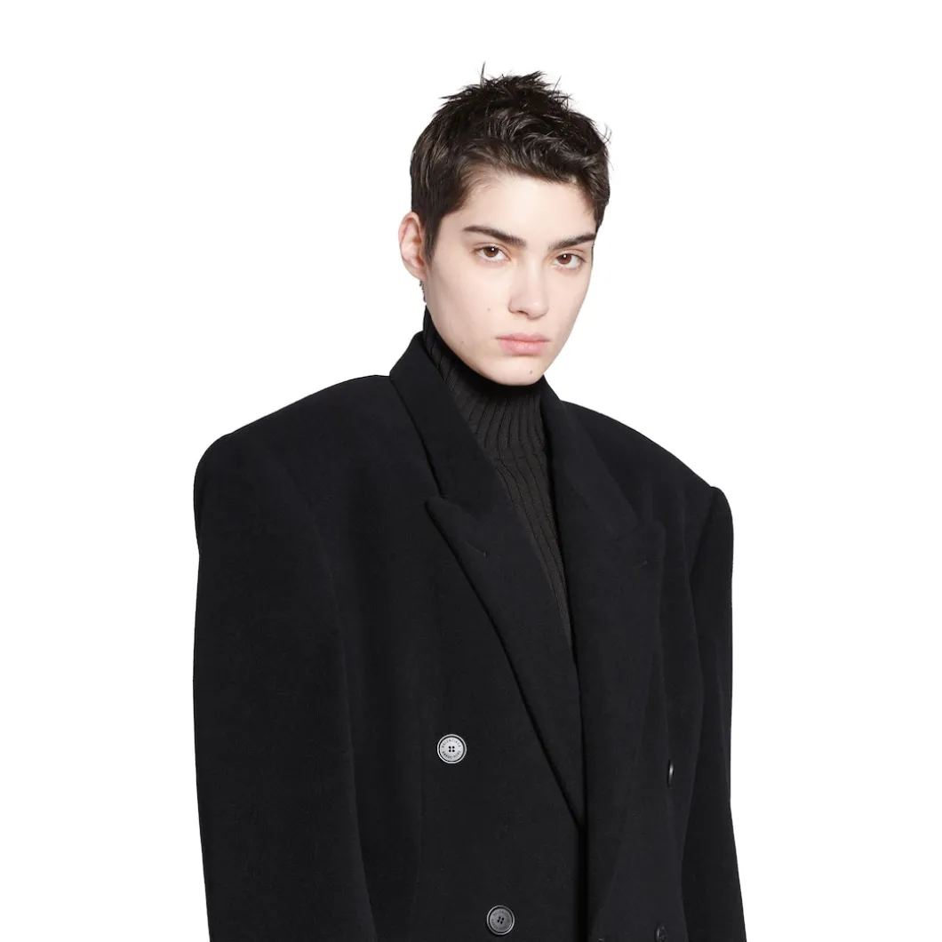 Women's Cinched Coat in Black