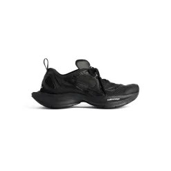 Women's Circuit Sneaker  in Black