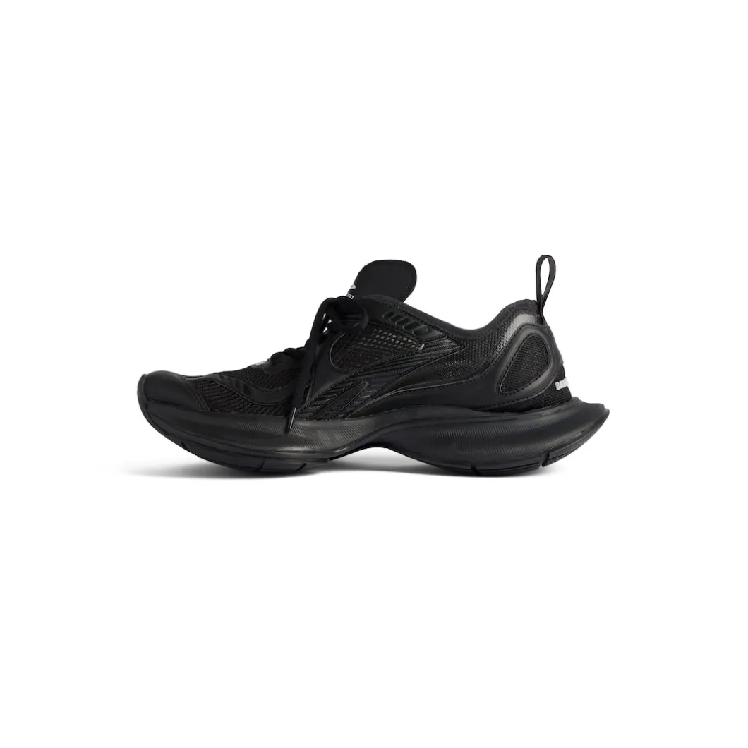 Women's Circuit Sneaker in Black