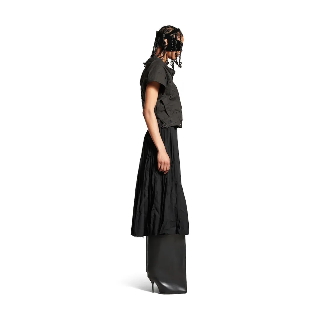 Women's Creased Pleated Skirt in Black