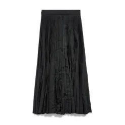 Women's Creased Pleated Skirt in Black